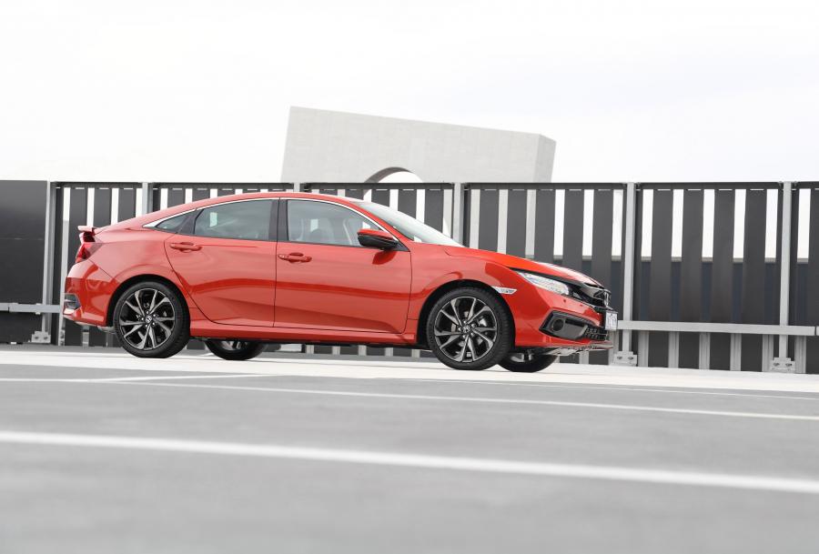  Honda Civic RS Sedan (FC1) 2019 года  (AU) (фото 27 из 40)